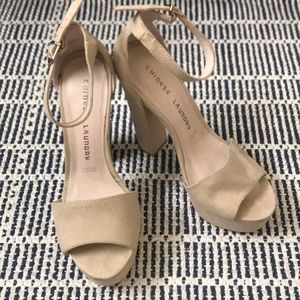 Chinese Laundry Avenue Platform Sandals